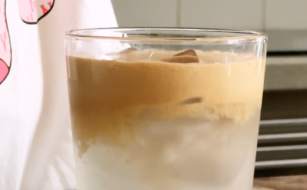 Cà phê nước dừa với PHINƠI.