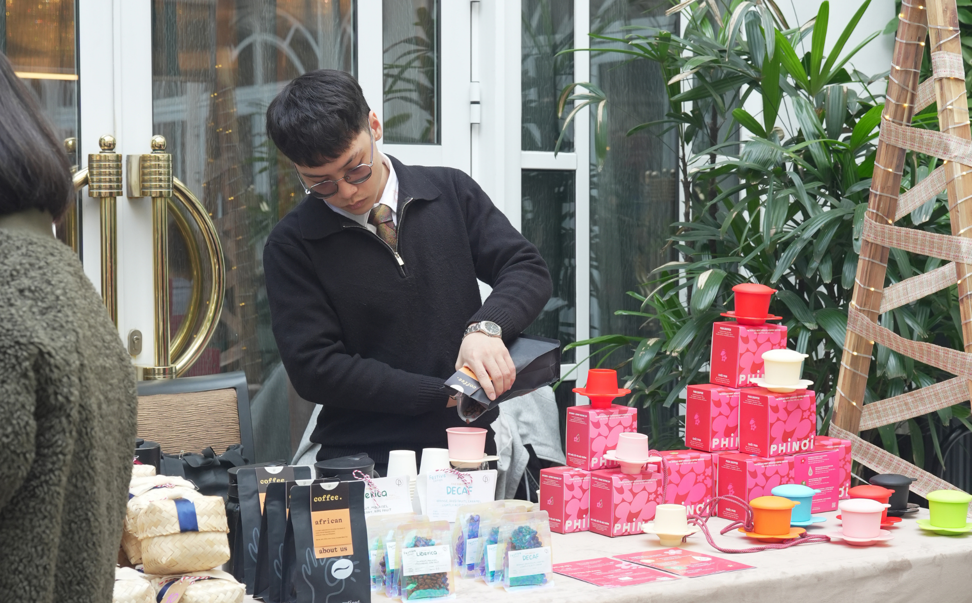 PHINƠI tại Christmas Fair của Sofitel Legend Metropole Hanoi