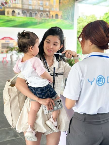 BRUSH-BABY ĐỒNG HÀNH CÙNG CÁC NGÔI SAO NHÍ TẠI TRƯỜNG MẦM NON QUỐC TẾ CANADA VIETNAM KINDERGARTEN
