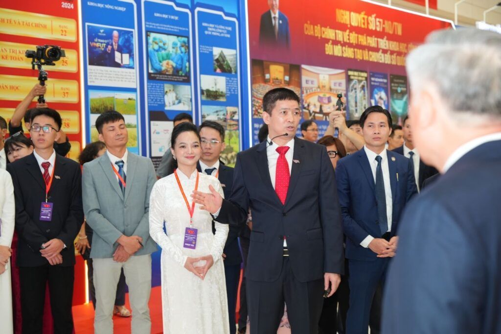 Tổng Bí thư Tô Lâm: Cơ hội ứng dụng công nghệ blockchain để tăng năng suất lao động cho Việt Nam