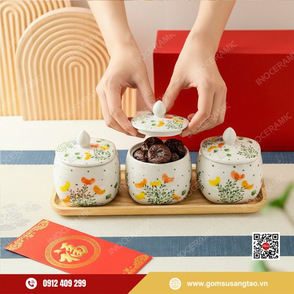 Bộ hũ mứt Tết gốm sứ Bát Tràng Indochine Sắc Xuân vẽ tay tinh tế