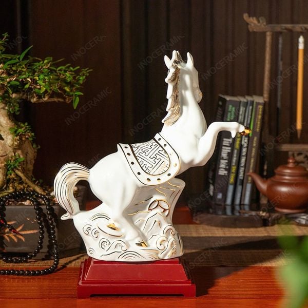 Tượng ngựa phong thuỷ Bát Tràng Tết Bính Ngọ