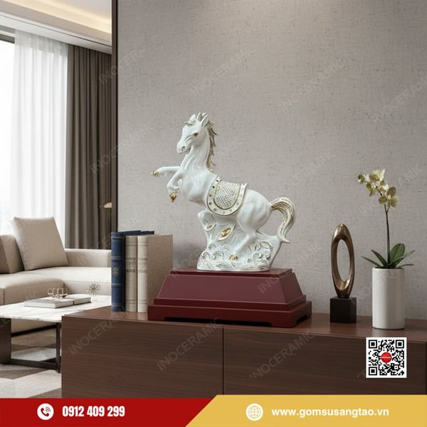 Bộ tượng ngựa sứ Chiến Mã Khải Hoàn quà tặng Tết phong thủy cao cấp Bát Tràng