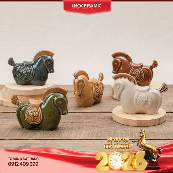 Mẫu tượng ngựa sứ Tiểu Mã Tấn Bảo - quà lưu niệm cho Tết 2026.