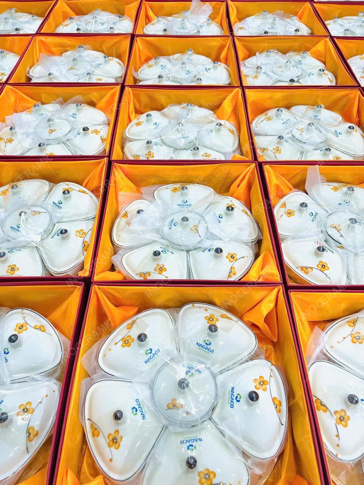 Đơn hàng quà Tết gốm sứ in logo quà tặng.