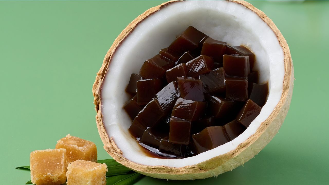 Cách làm thạch dừa quả thơm mát, ngon miệng tại nhà