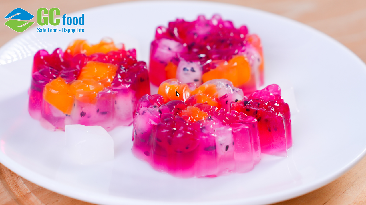 Cách làm thạch dừa hoa quả cực dễ với nguyên liệu sẵn trong bếp