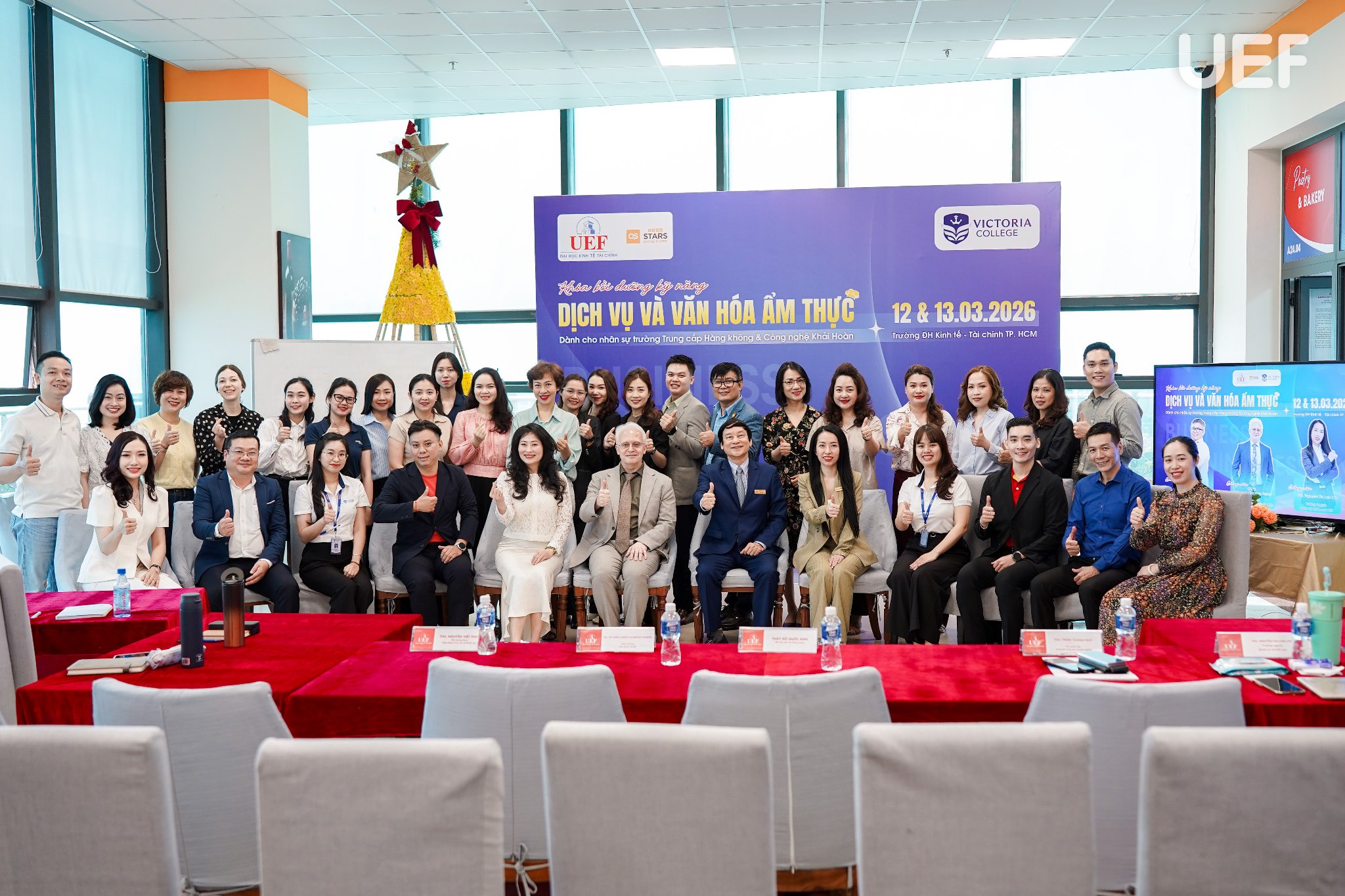 VICTORIA COLLEGE PHỐI HỢP CÙNG UEF TỔ CHỨC KHÓA BỒI DƯỠNG KỸ NĂNG “DỊCH VỤ VÀ VĂN HÓA ẨM THỰC”