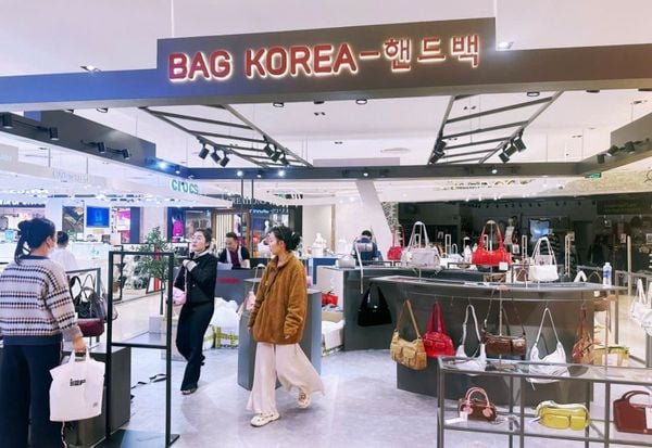 KINH DOANH TÚI XÁCH HÀN QUỐC – CƠ HỘI VÀ LỢI THẾ KHI HỢP TÁC VỚI BAG KOREA