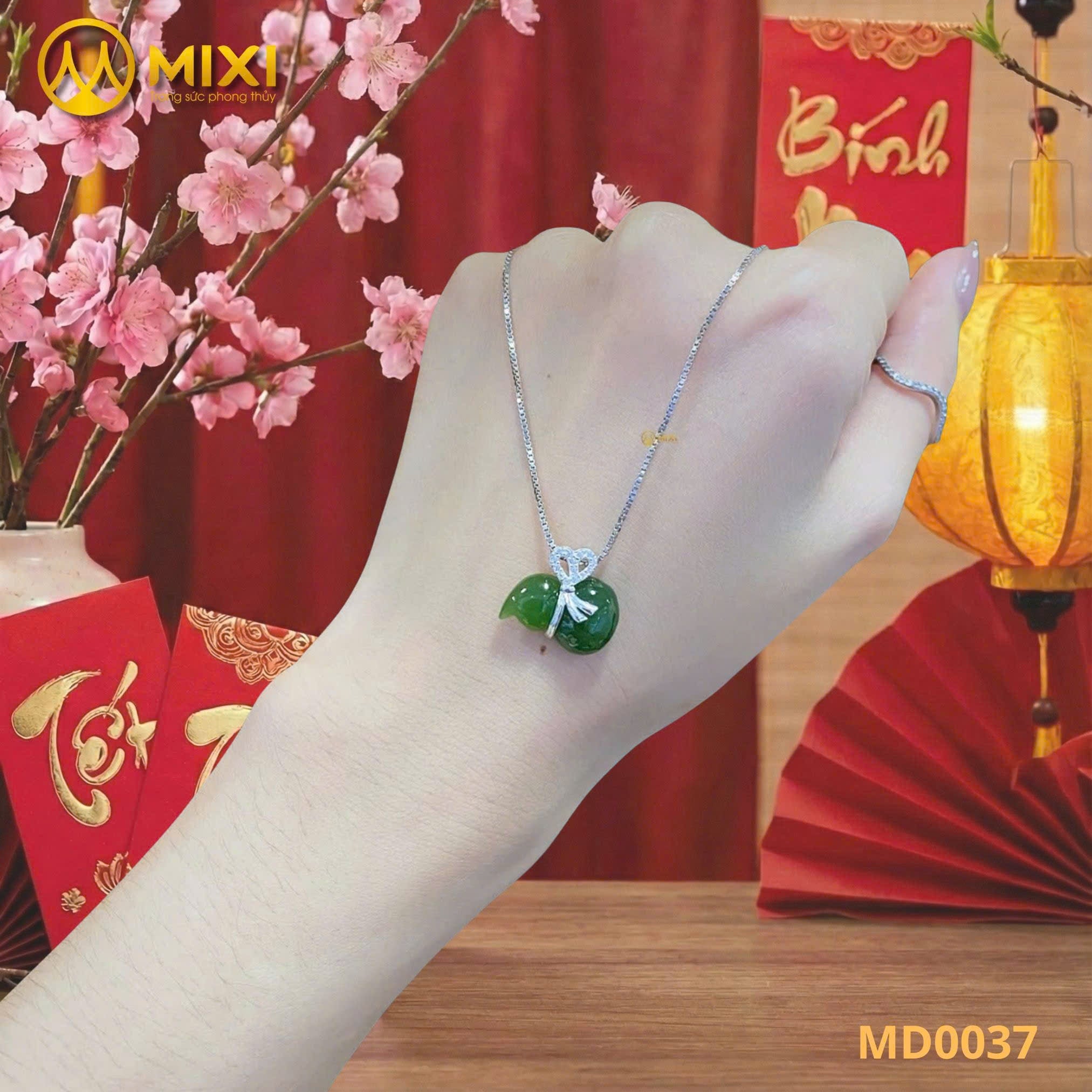 MẶT DÂY HỒ LÔ NGỌC BÍCH NEPHRITE GẮN NƠ BẠC: CẢ NĂM BÌNH AN – NHAN SẮC THĂNG HOA – KHAI XUÂN BÍNH NGỌ 2026