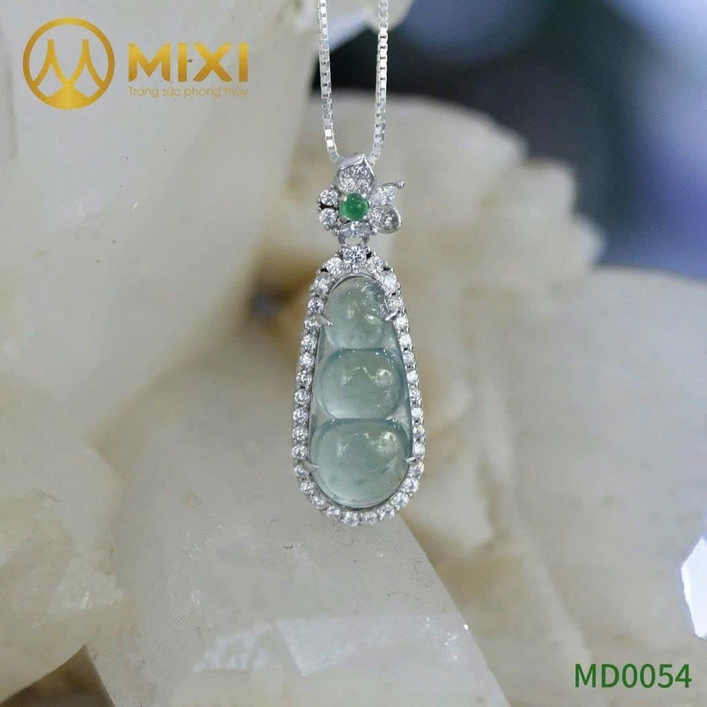 MẶT DÂY HẠT ĐẬU NGỌC LAM BĂNG BỌC BẠC – BIỂU TƯỢNG CỦA THÀNH CÔNG & SỰ VIÊN MÃN