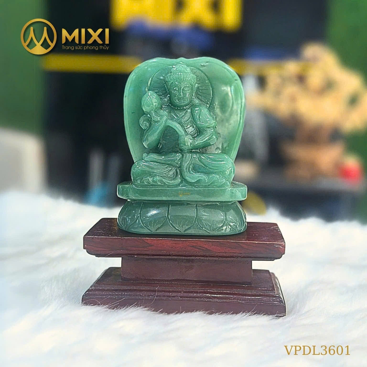 Tượng Phật Đại Thế Chí Bồ Tát Thạch Anh Xanh – Trí Tuệ Sáng Suốt, Tâm Trí Bình Yên