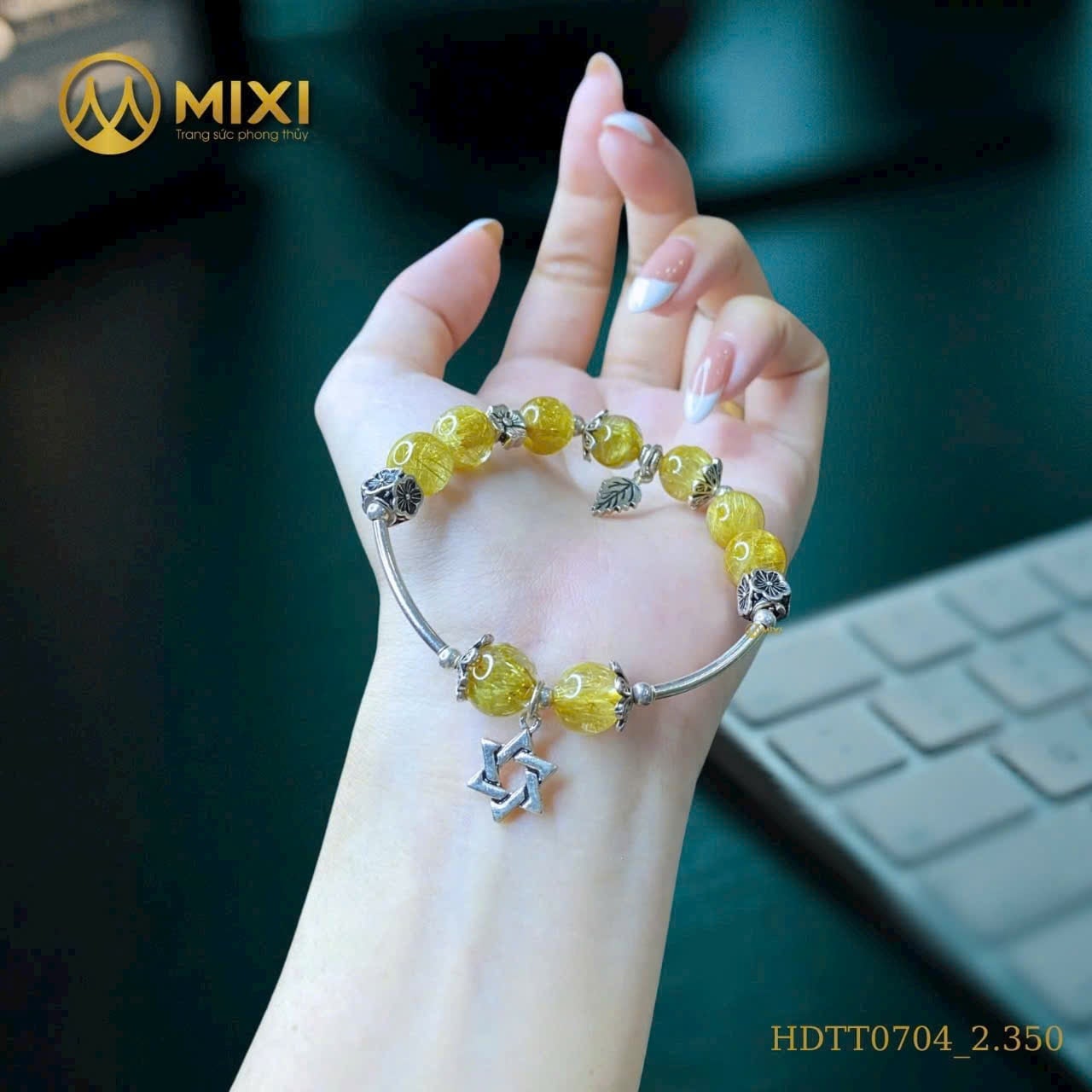 VÒNG TAY THẠCH ANH TÓC VÀNG – MAY MẮN & THỊNH VƯỢNG CHO NÀNG MỆNH THỔ, KIM