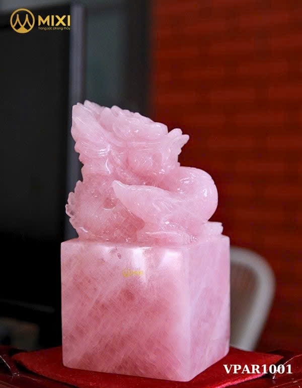 **ẤN RỒNG THẠCH ANH HỒNG – QUÀ TẶNG ĐỐI TÁC TINH TẾ, KẾT NỐI HỢP TÁC BỀN LÂU NĂM BÍNH NGỌ 2026**