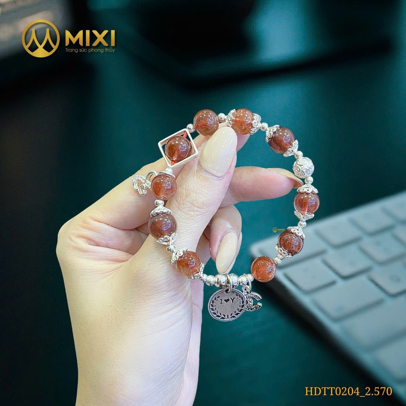 Vòng Tay Thạch Anh Tóc Đỏ Mix Charm Bạc 