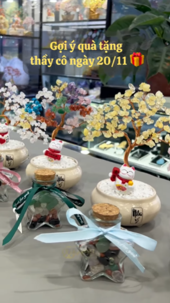 💝 Có những món quà không cần cầu kỳ, chỉ cần gửi gắm tấm lòng biết ơn chân thành…