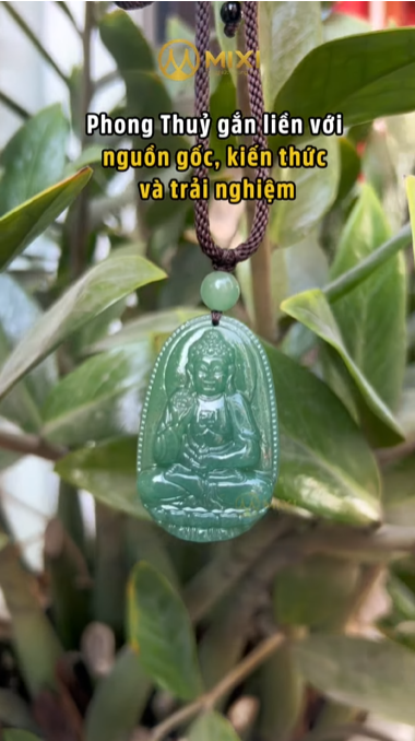 ✨ Có những vật phẩm không giữ bên mình vì vẻ ngoài, mà vì cảm giác an yên mỗi khi chạm vào.