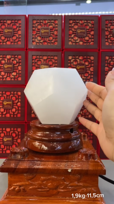 Quả Cầu Đa Giác 12 Mặt Thạch Anh Trắng Tự Nhiên – Năng Lượng Thuần Khiết, Trọn Vẹn Bình An