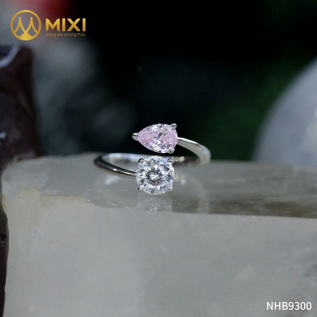 NHẪN BẠC 925 MẶT ĐÁ MOISSANITE TRẮNG HỒNG – VẺ ĐẸP LẤP LÁNH & NỮ TÍNH HIỆN ĐẠI