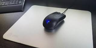 Lót chuột cứng