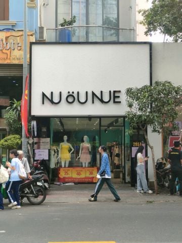 Cửa Hàng NU OU NUE Ở Đâu?