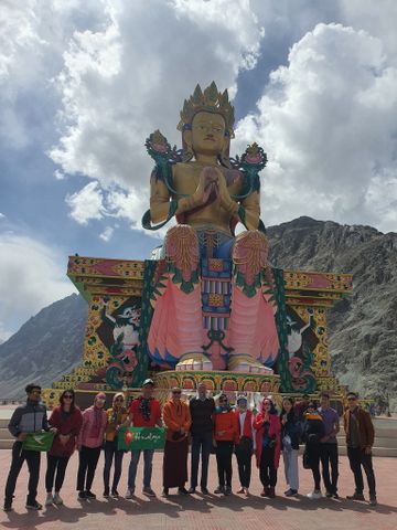 Đại tượng Phật Di Lặc khổng lồ ở Nubra, Ladakh