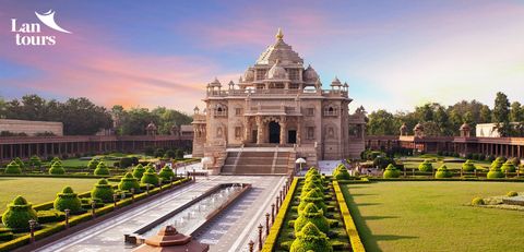 ĐỀN AKSHARDHAM: KIỆT TÁC KIẾN TRÚC MỚI CỦA ẤN ĐỘ – NƠI HỘI TỤ VĂN HÓA VÀ TÂM LINH