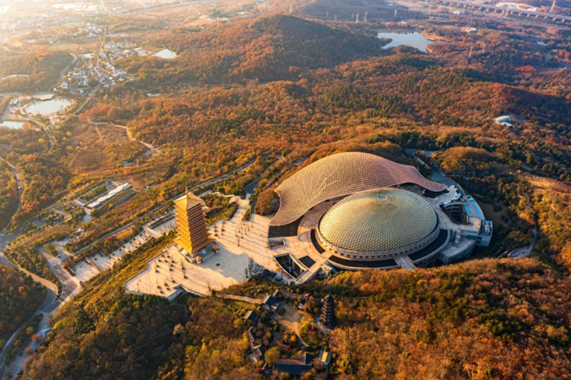 Phật Đỉnh Cung – biểu tượng của sự hồi sinh và tinh hoa Phật giáo hiện đại