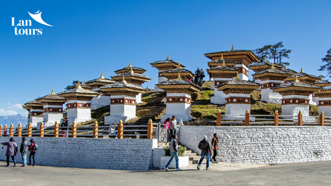 DOCHULA PASS: NƠI THIÊN ĐƯỜNG GIAO HÒA CÙNG ĐỨC TIN – BÍ MẬT 108 BẢO THÁP TRẮNG GIỮA MÂY TRỜI HIMALAYA