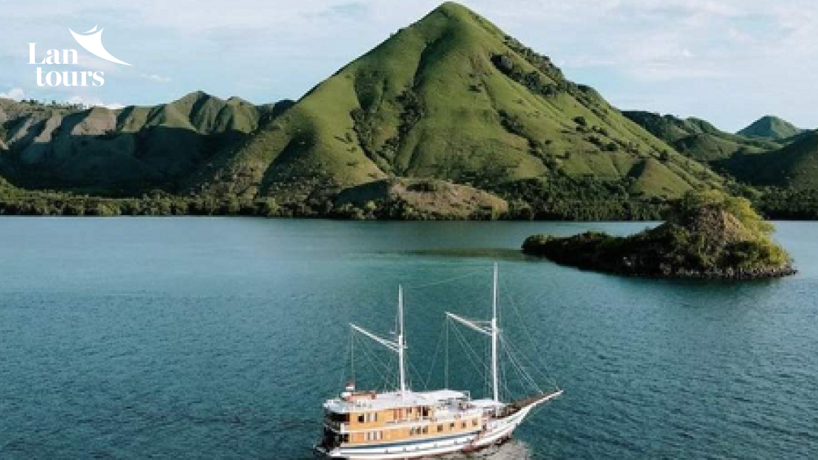 Indonesia - Borobudur, đảo rồng Komodo, núi lửa Bromo