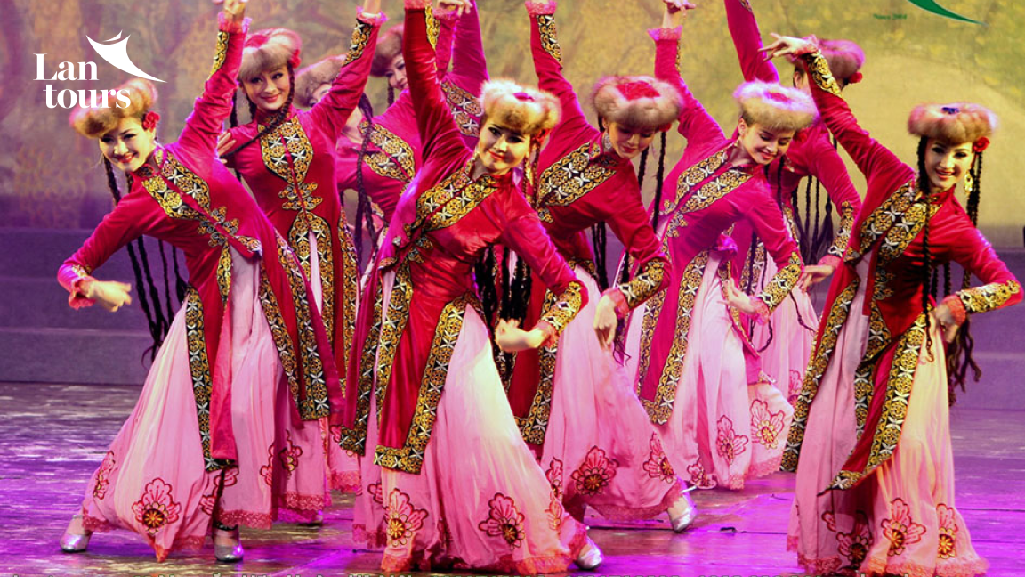 Nhất Thống Cương Hồ - Nam Bắc Tân Cương