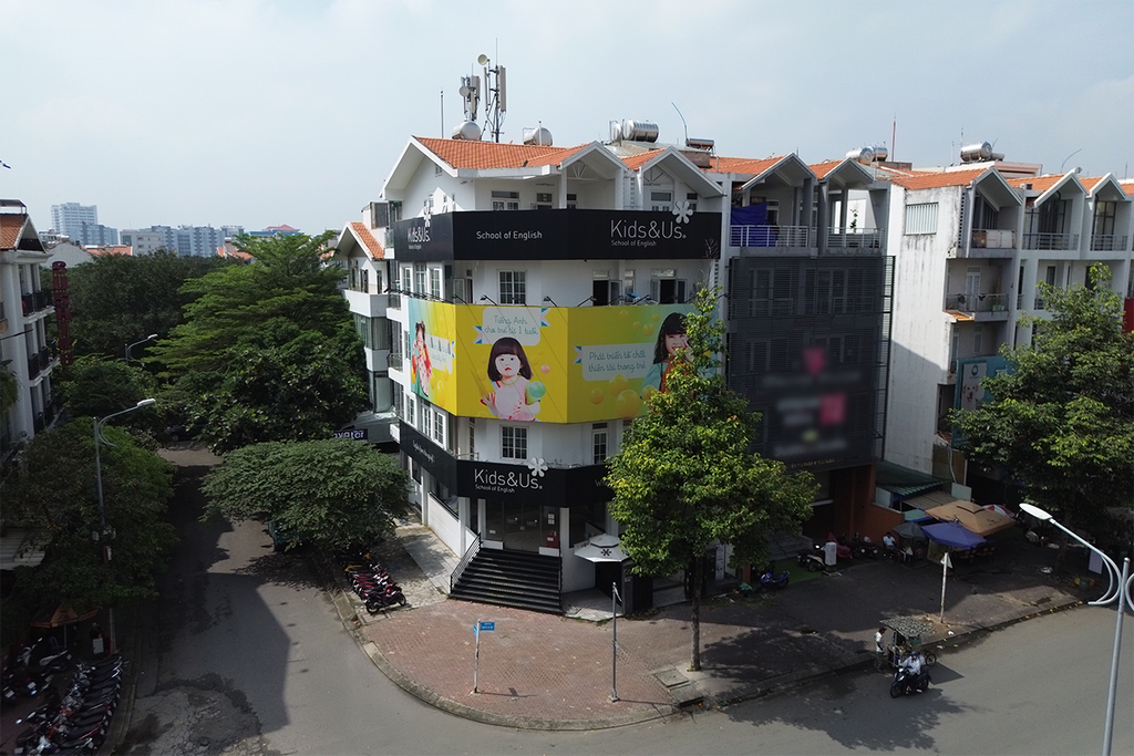 LEWU GROUPS CẢI TẠO TỔ HỢP TRUNG TÂM NGOẠI NGỮ KIDS & US – WALL STREET ENGLISH TẠI QUẬN 7