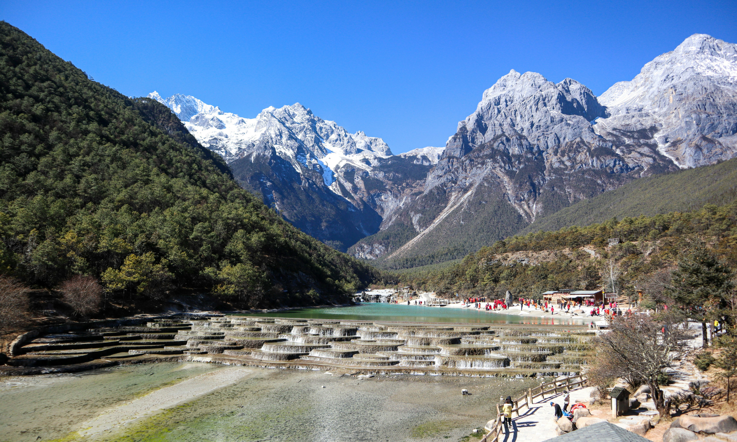 Lệ Giang - Nơi thời gian dừng lại giữa mây trời Ngọc Long