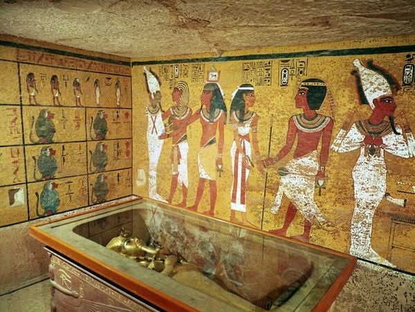 LĂNG MỘ CỦA TUTANKHAMUN – KHO BÁU GÂY CHẤN ĐỘNG THẾ GIỚI