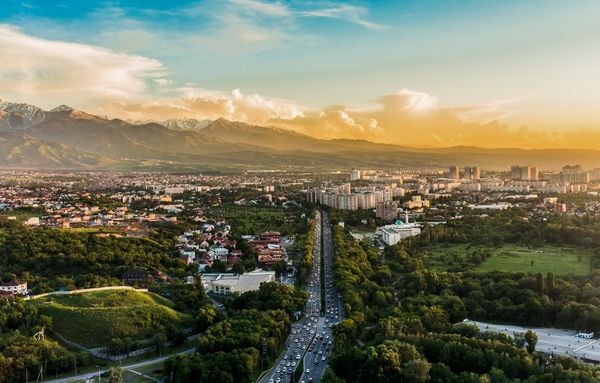 DU LỊCH ALMATY: THÀNH PHỐ XANH GIỮA LÒNG KAZAKHSTAN