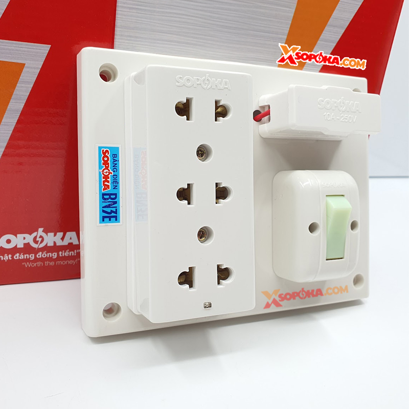 Bảng Điện 1 Công Tắc 3 Lỗ Cắm 2200W 10A BN3E SOPOKA
