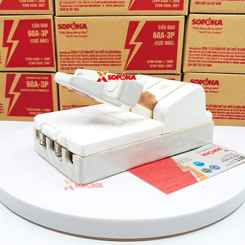 Cầu Dao Điện Đế Sứ 3 Pha 3P Cực Đúc Màu Trắng 60A 600V D11 SOPOKA