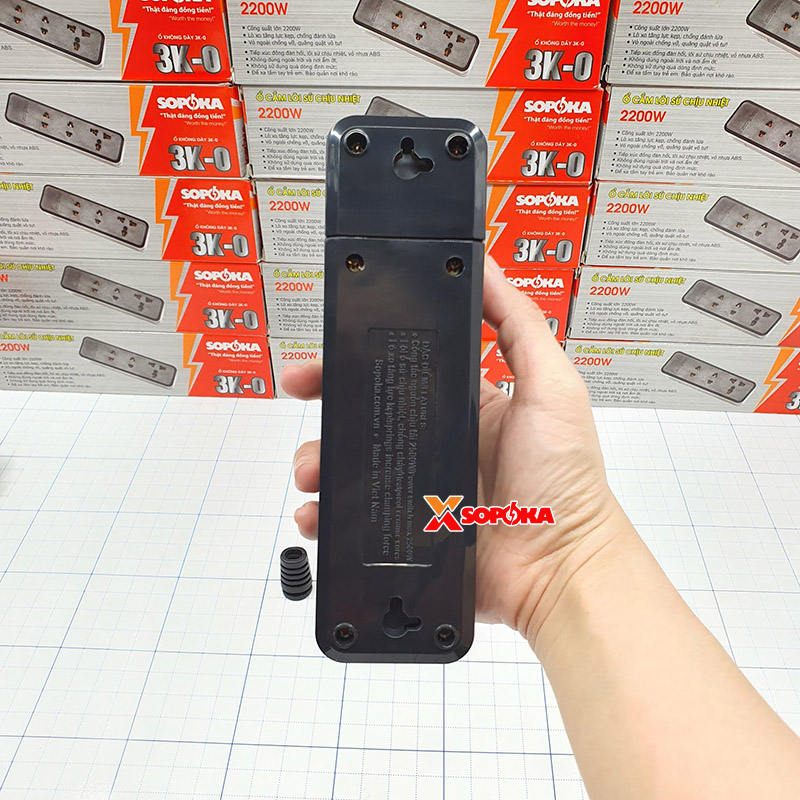 Ổ Cắm Điện 3 Lỗ 2200W Lõi Sứ – Không Dây 3K-0 SOPOKA