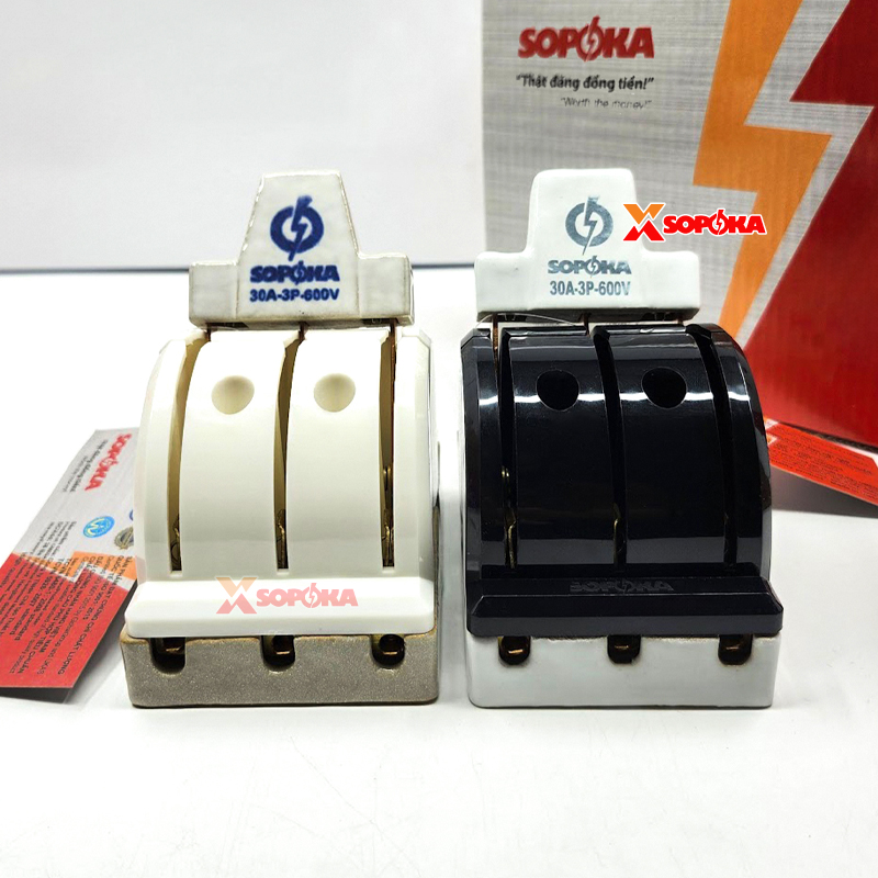 Cầu Dao Đảo Đế Sứ 3 Pha 30A 3P 2N 250V Cực Đúc Màu Đen D26A SOPOKA