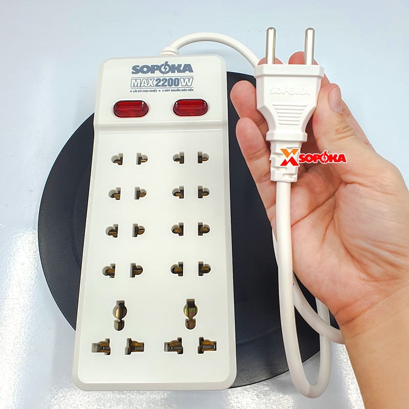 Ổ Cắm Điện 10 Lỗ Có Dây 2200W Lõi Sứ Chịu Nhiệt 10Y SOPOKA