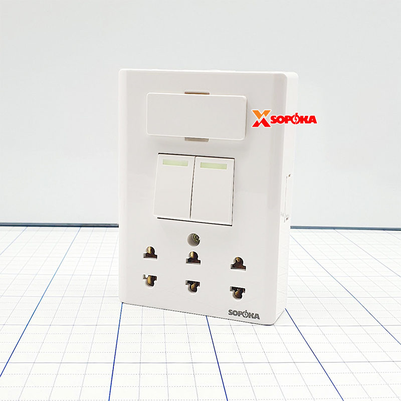 Bảng Điện Lắp Nổi Cao Cấp Dòng E 2 Công Tắc 3 Ổ Cắm E4A SOPOKA