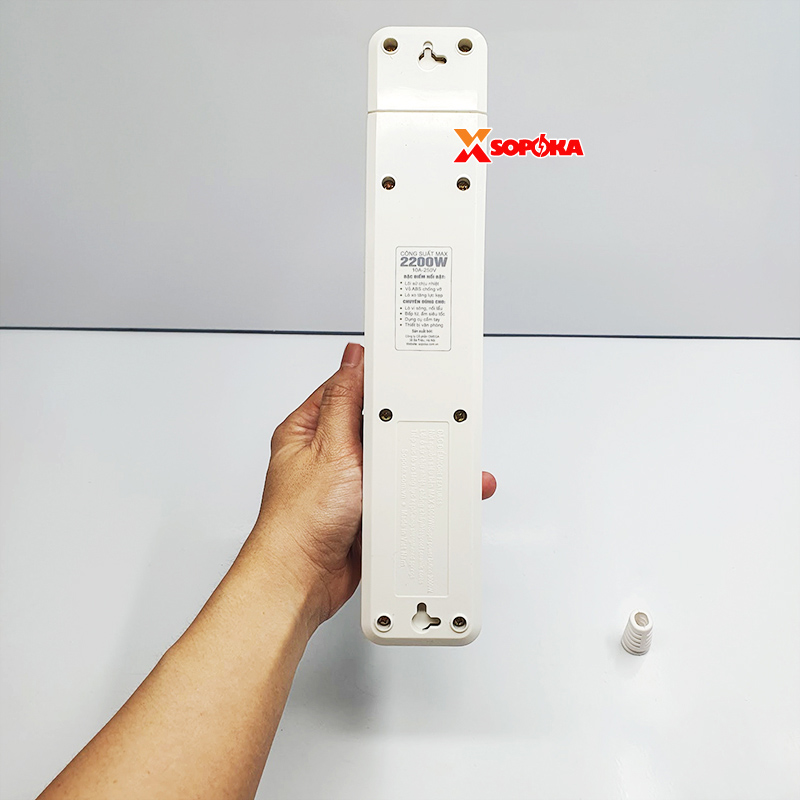 Ổ Cắm Điện 5 Lỗ 2200W Lõi Sứ Không Dây Có Công Tắc 5M-0 SOPOKA