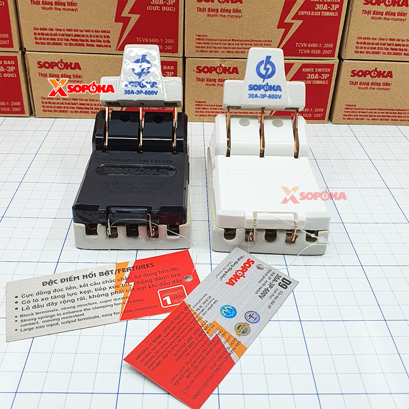 Cầu Dao Điện Đế Sứ 3 Pha 3P Cực Đúc Màu Trắng 30 A 600 V – Mã D9 SOPOKA