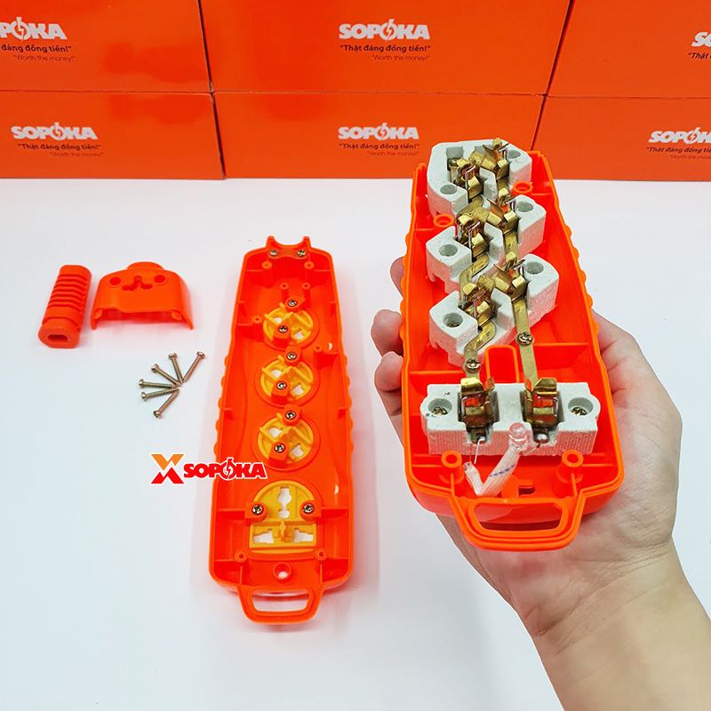 Ổ Cắm Điện 6000W 4 Lỗ Chéo Không Dây Siêu Chịu Tải 30A 4S-6000W+C SOPOKA