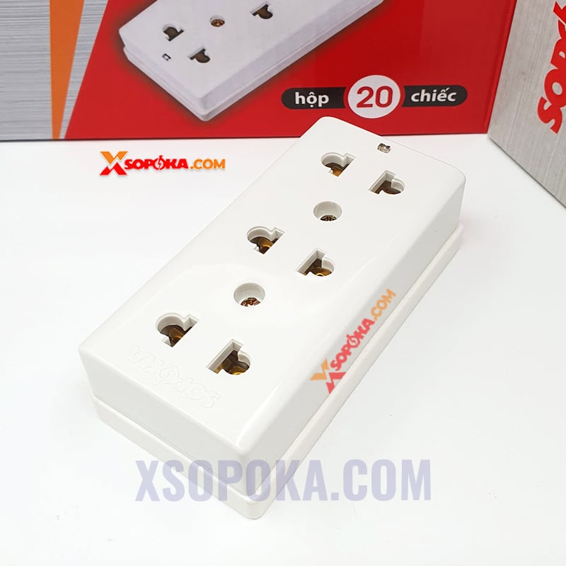 Ổ cắm điện 3 lỗ gắn táp lô E14 SOPOKA màu trắng chịu nhiệt