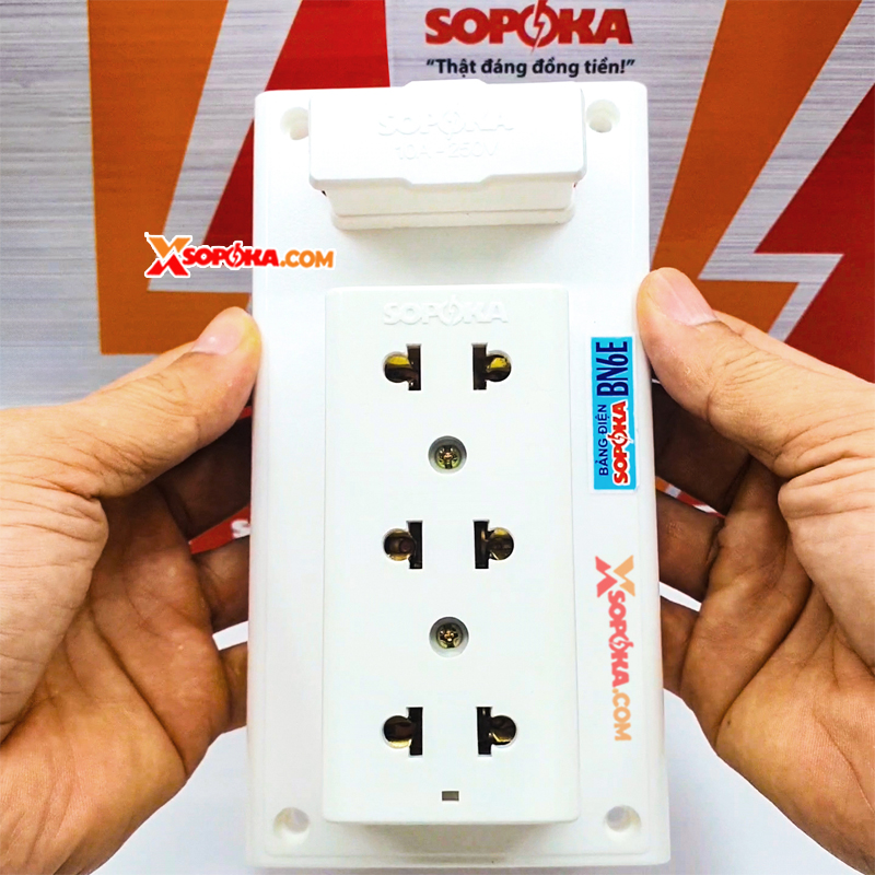 Bảng Điện Táp Lô 3 Lỗ Cắm Có Cầu Chì 2200W 10A BN6E SOPOKA