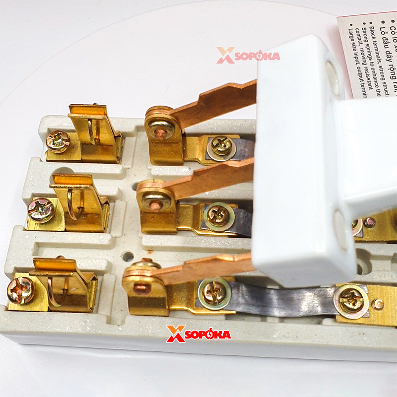 Cầu Dao Điện Đế Sứ 3 Pha 3P Cực Đúc Màu Trắng 60A 600V D11 SOPOKA