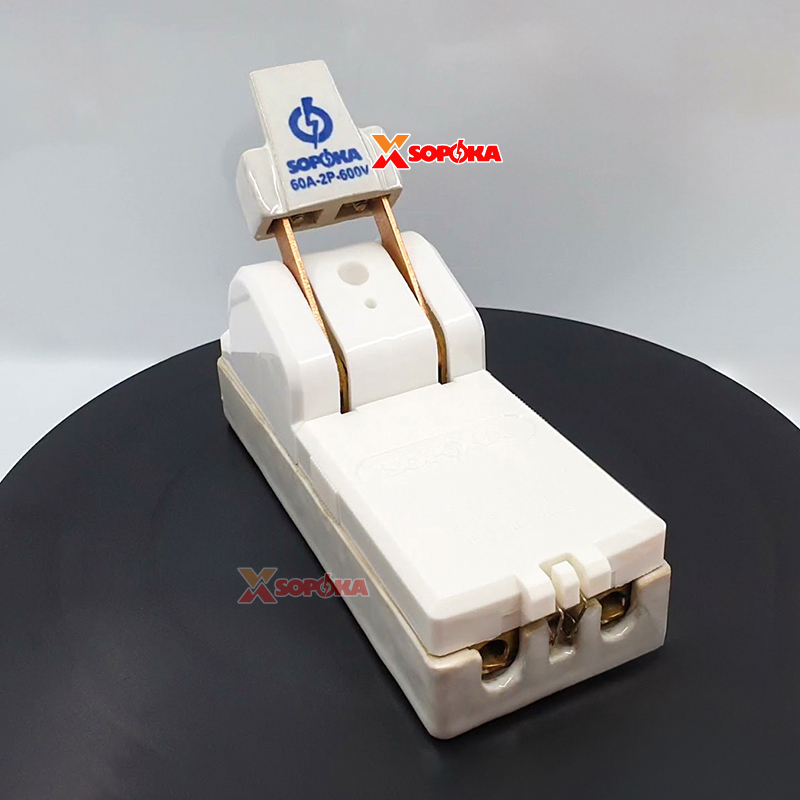 Cầu Dao Đế Sứ 1 Pha 60A-2P Màu Trắng D7 SOPOKA