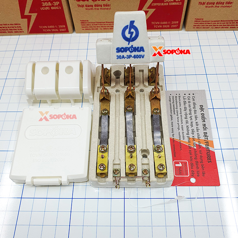 Cầu Dao Điện Đế Sứ 3 Pha 3P Cực Đúc Màu Trắng 30 A 600 V – Mã D9 SOPOKA