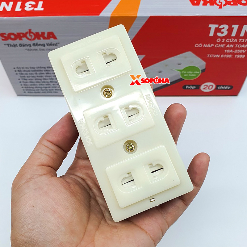 Ổ Cắm Điện 3 Lỗ Gắn Táp Lô Có Màn Che An Toàn T31N SOPOKA 2200W